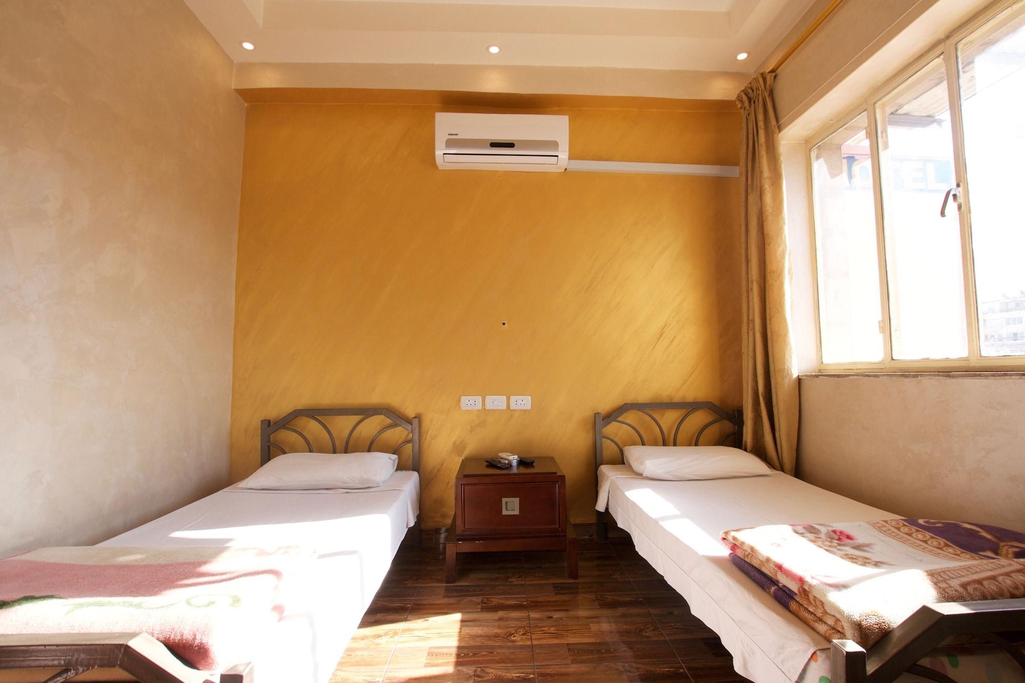 Sun Rise Hotel & Hostel & Tours Amã Exterior foto